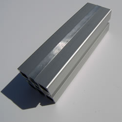 21.1021_Cover_Profile_L_MP