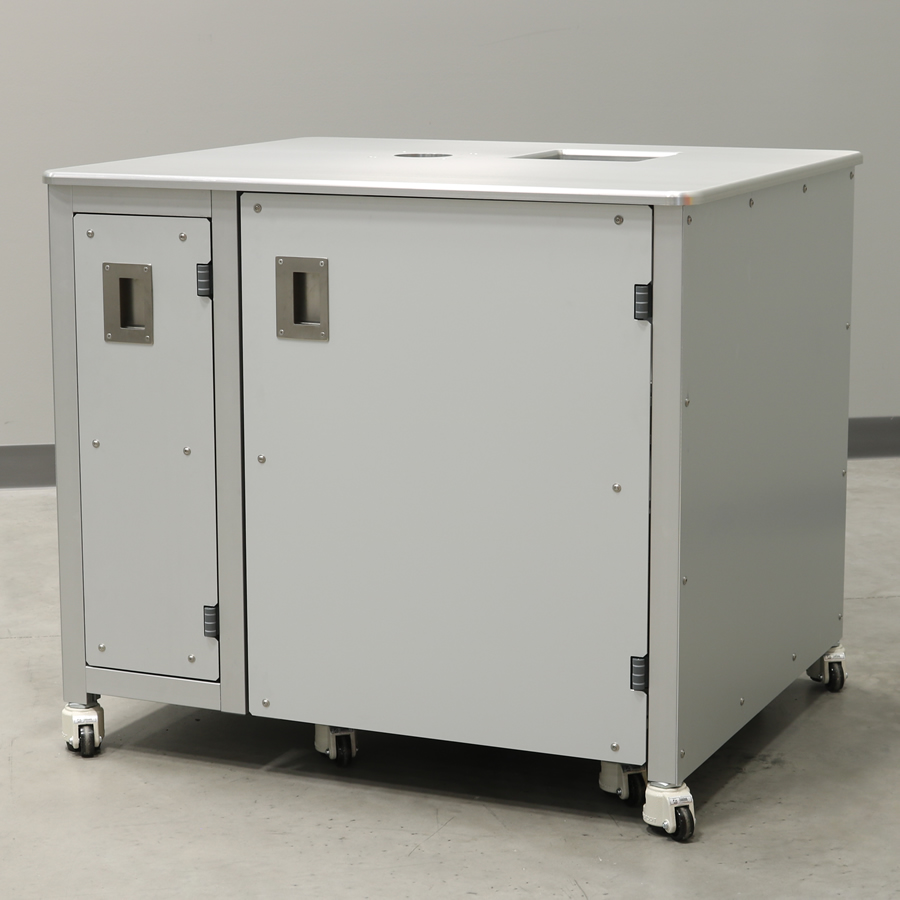 AUTOMATED BLOOD TESTING STATION WITH DOCKING CENTRIFUGE CART 1