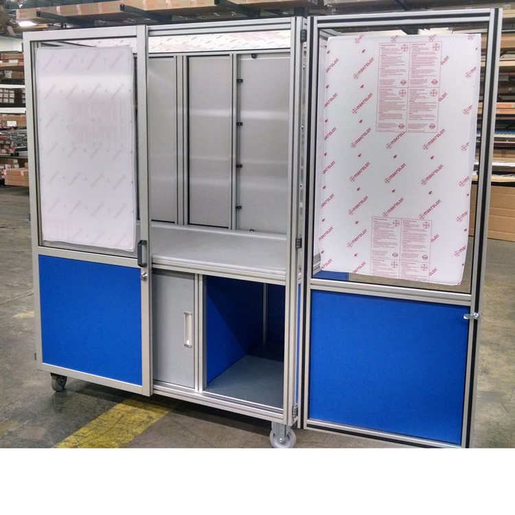 ENCLOSED MOBILE WORKSTATION 3