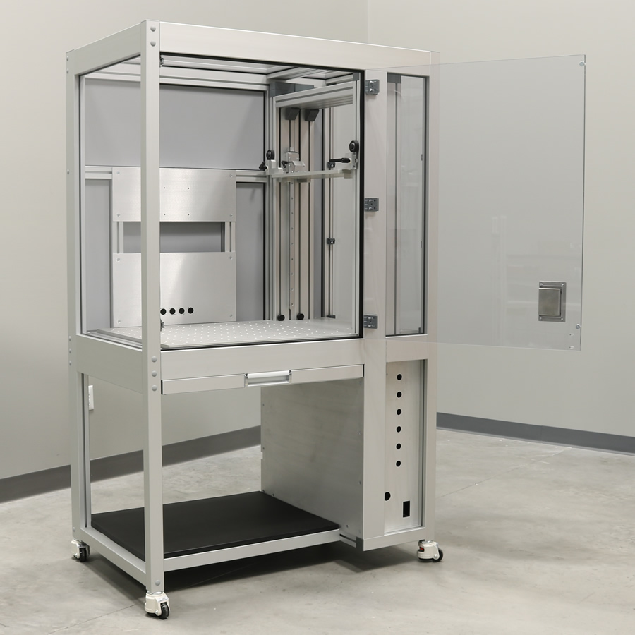 Enclosed Workstation With Counterwidhted Platform 3