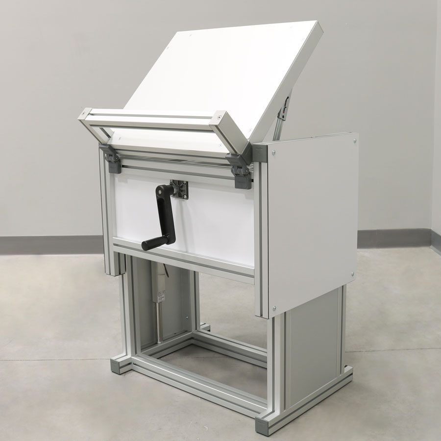 Height Adjustable Packing Station With Tilt Top 2