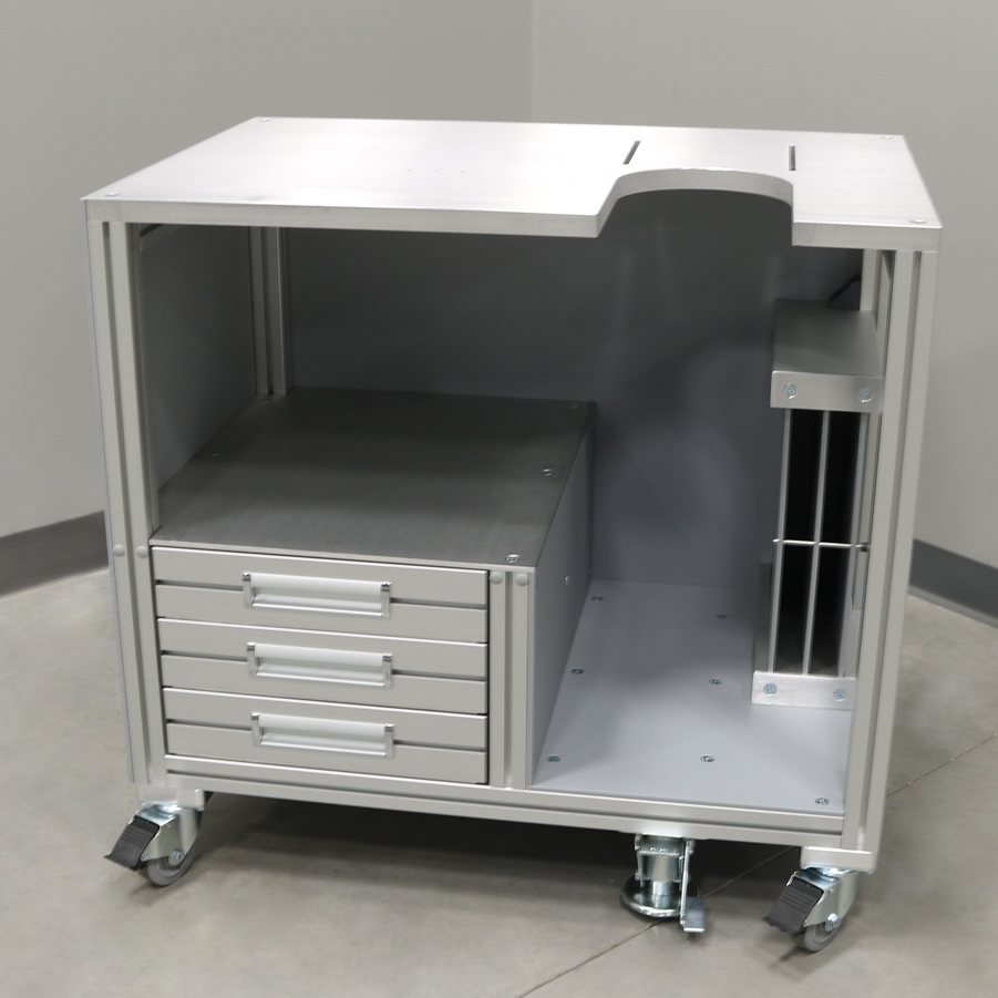 Table With Heavy Duty 1 Inch Aluminum Top 1